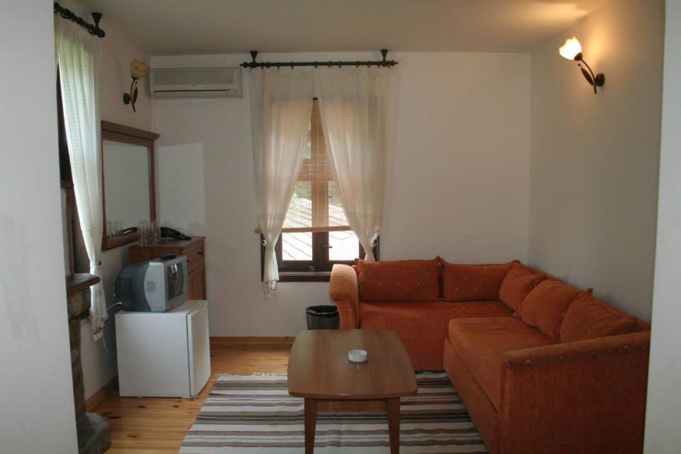 Family Hotel Bile Beli Osŭm Εξωτερικό φωτογραφία